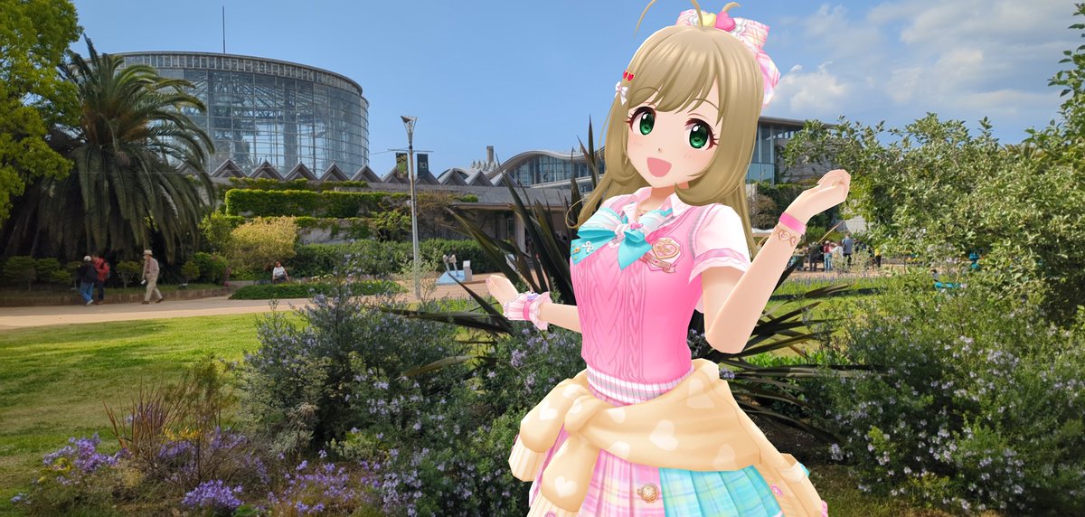 千葉市美浜区のBOTANICA MUSEUMです。
元は千葉市花の美術館でしたが、長い休止期間を経てリニューアルオープンしました。
りんごろうオルタならぬ、でっかい青りんごのオブジェは人気の撮影スポットです。
ガラス張りの展示棟は有料ですが、庭は無料で楽しめます。
#デレステAR
#デレスポAR
#佐藤心