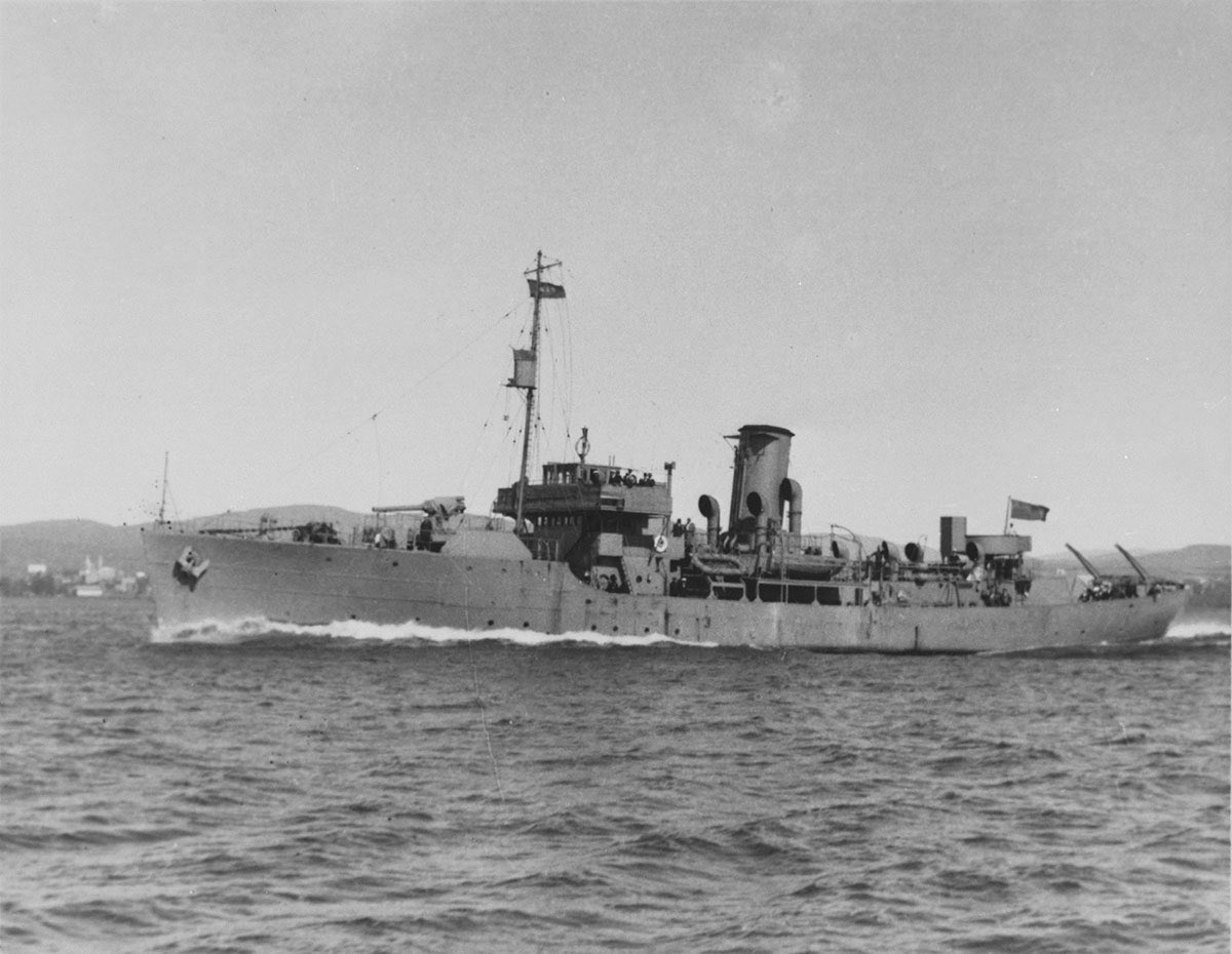 Flower class corvette HMCS Shawinigan (K 136): Laid down 04.06.40.