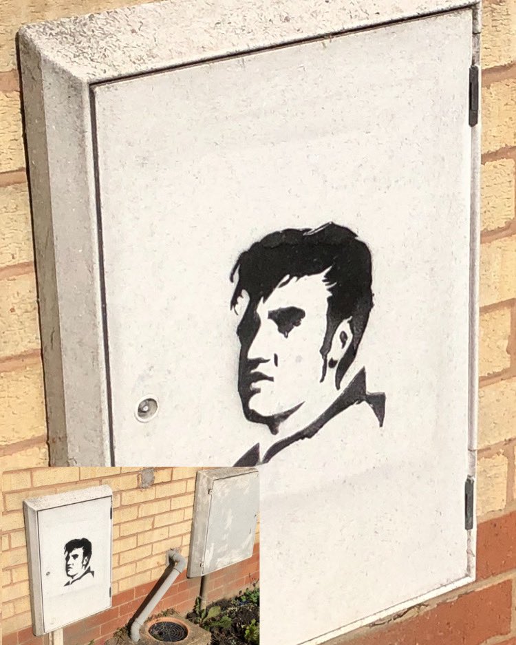 Electric meter box graffiti 
#Clifton