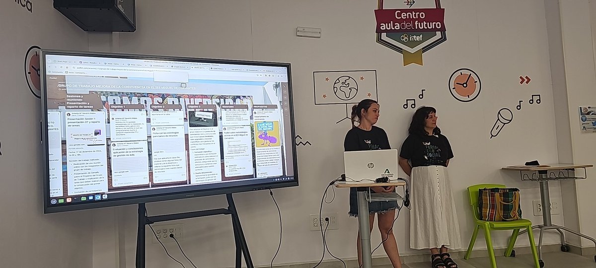 Docentes del @iesmigueldecervantws de Sevilla presentan los estupendos resultados de sus grupos de trabajo de convivencia y materiales adaptarse a NEAE.
@cepdesevilla <a href="/DG_IFP/">DG de Innovación y Formación del Profesorado</a>