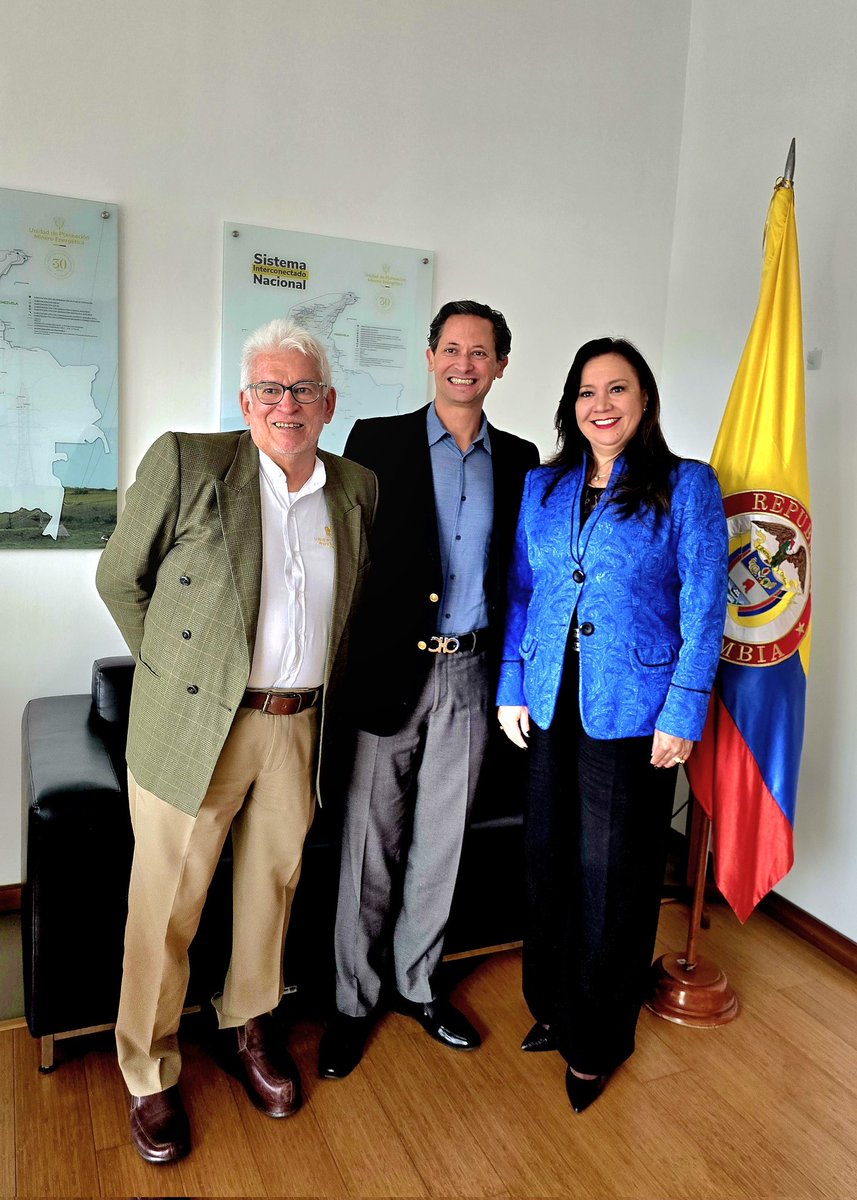 MesaJaime's tweet photo. Hoy concreto el anhelo de trabajar en la misionalidad sectorial del Gobierno del Cambio. Gracias por la confianza  @petrogustavo @PalmaEdwin e Ingeniero Manuel Peña. Desde la Subdirección de Minería de  @UPMEOficial continuaremos las transformaciones que demanda el sector https://t.co/eVaUM0Tcx0