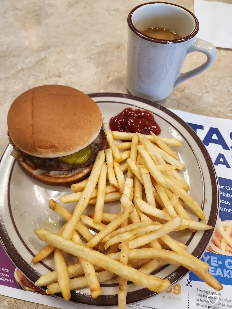 George_Webb's tweet image. Hard to say no to a meal like this! Thanks to Brad M. for sharing a meal with us! #GeorgeWebb
Order Now: order.online/business/georg…