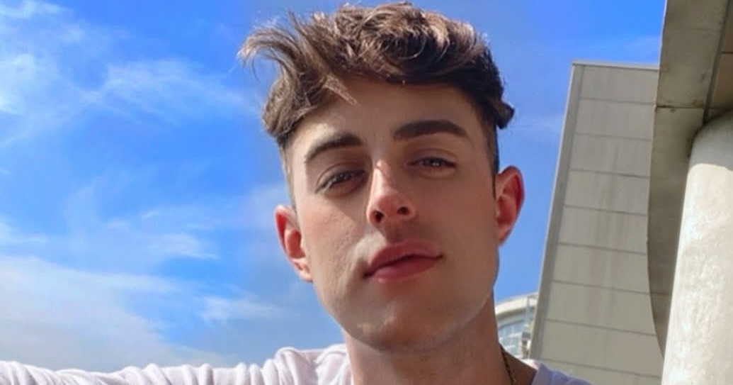 instinctmag's tweet image. Did Colin Grafton Just Confirm His Romance with Michael Sam? dlvr.it/TL9CMB #ColinGrafton #GayCouple #MichaelSam #NewCoupleAlert