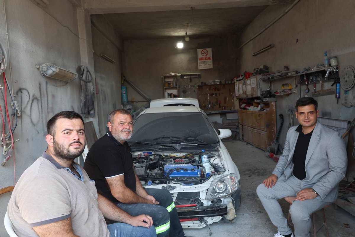 Kaymakamımız Sn. İsmail ŞANAL, ilçe esnaflarımızı ziyarette bulunup vatandaşlarımız ile sohbet etti.
Hayırlı, bereketli ve bol kazançlar diledi.