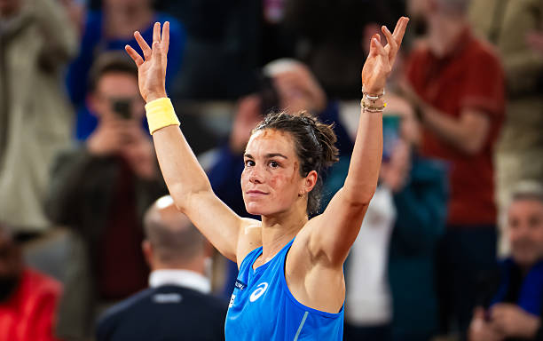 Photo of the Day

Loïs Boisson

After the latest upset. After the tumble in the clay.

📷 Robert Prange #rolandgarros