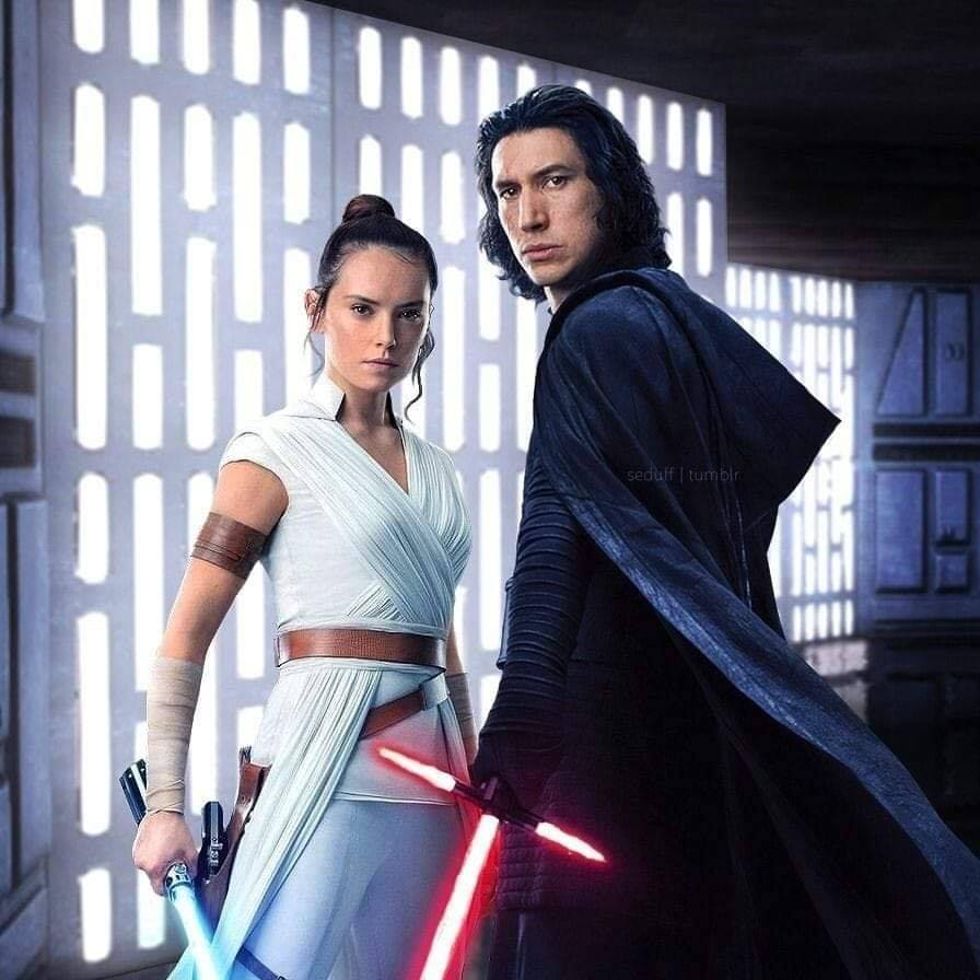 Should Reylo be a thing?