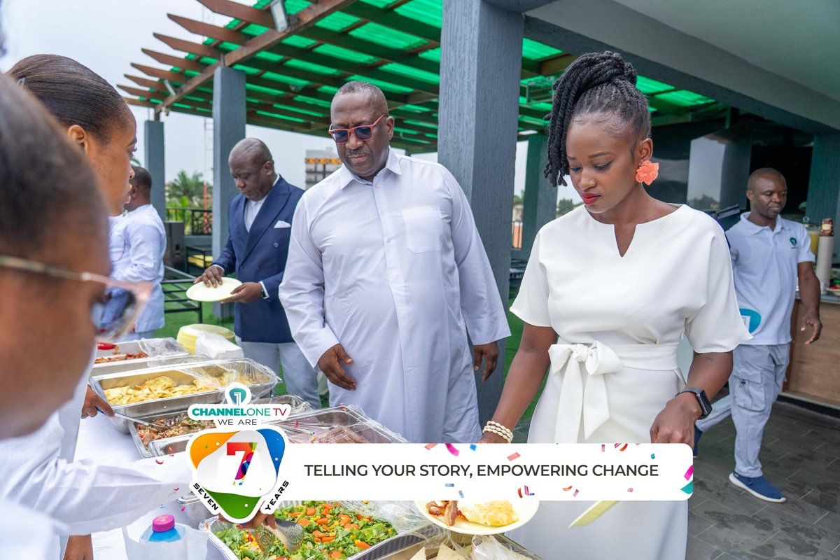 Channel1TVGHA's tweet photo. An amazing spread for an amazing day… and everything was delicious. 😋🍱
#ChannelOneTurns7 #7YearsStrong
#OneWithYou
#TellingYourStory #EmpoweringChange
#WeAre7Years https://t.co/wcJrnOcLqy