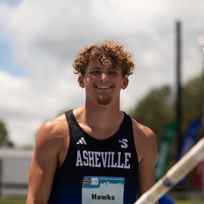 Blake Hawks🏃🏼‍♂️💨 tweet media