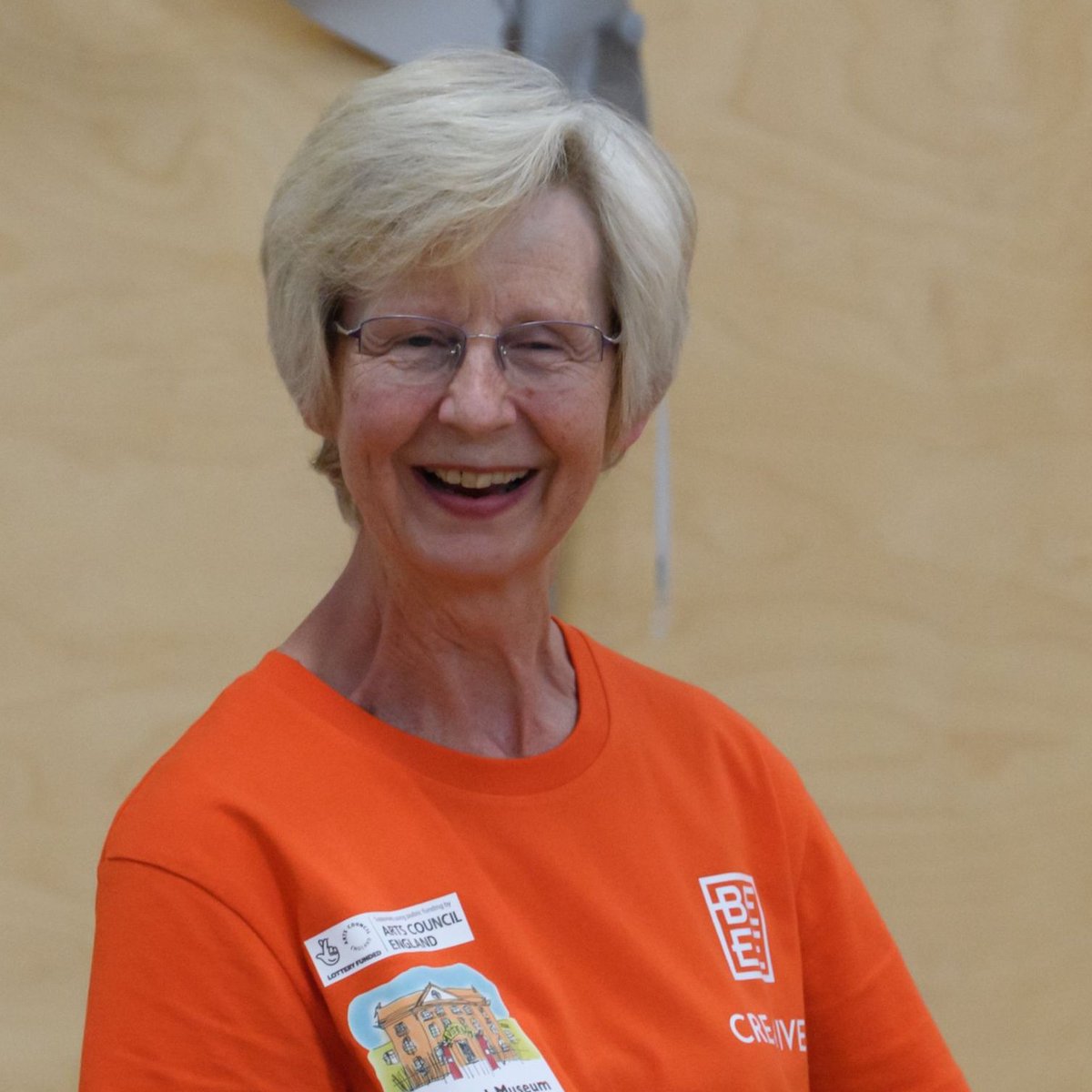 🎉 Wake Up and Dance with us ONLINE!

😊 Wake Up and Dance is a fun way to get the body and mind #active and ready to start the day.

➡️ 9am on weekdays
➡️ 10 minutes of #dancing or #moving along to the #music in your own way

➡️ Booking: beee-creative-cio.uk/events/wake-up…

📸 Jane Hobson