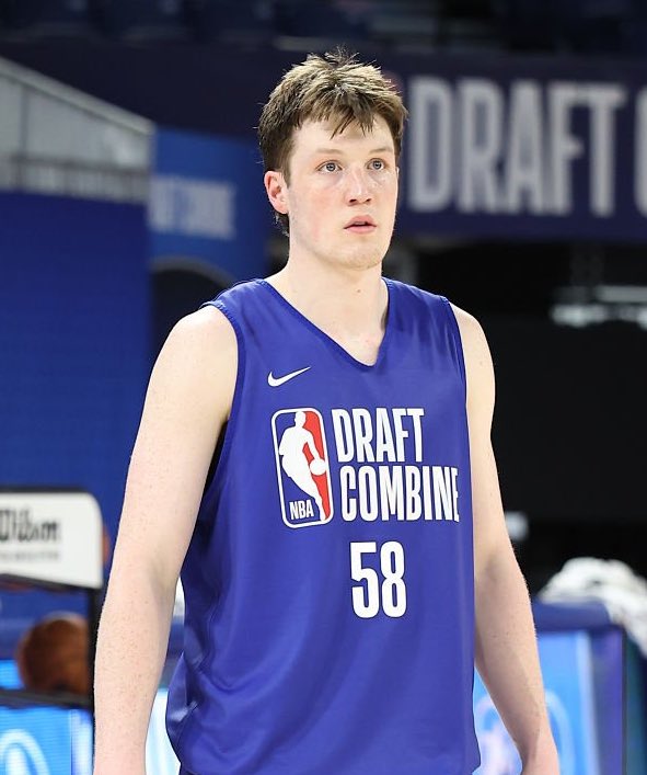 The Hornets and Jazz are showing interest in drafting Kon Knueppel within the top 5, per <a href="/krystenpeek/">Krysten Peek</a> 

"Teams like the Utah Jazz (No. 5) and Charlotte Hornets (No. 4) are showing interest in the versatile guard (Kon Knueppel) and like his ability to seamlessly slide in alongside