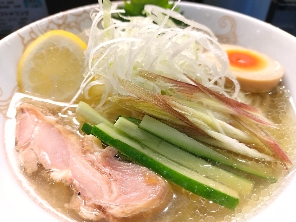 小瀬 聡士【最高位戦/ベストマージ(株)】 (@ose_soshi_bm_mj) on Twitter photo 今日も今日とて最高位戦ルール練習セット🀄
石井くんが麻雀教えてくださいって言うし「龍神戦予選の時間を削ってセット行ってやるか〜🙃」みたいなテンションで行ったら普通にボコられたし学びが多くてまいりました📝
要素を少しずつ拾えてきてる気がするけど拾った要素の扱いが雑かな〜難しい🙄 今日も今日とて最高位戦ルール練習セット🀄
石井くんが麻雀教えてくださいって言うし「龍神戦予選の時間を削ってセット行ってやるか〜🙃」みたいなテンションで行ったら普通にボコられたし学びが多くてまいりました📝
要素を少しずつ拾えてきてる気がするけど拾った要素の扱いが雑かな〜難しい🙄