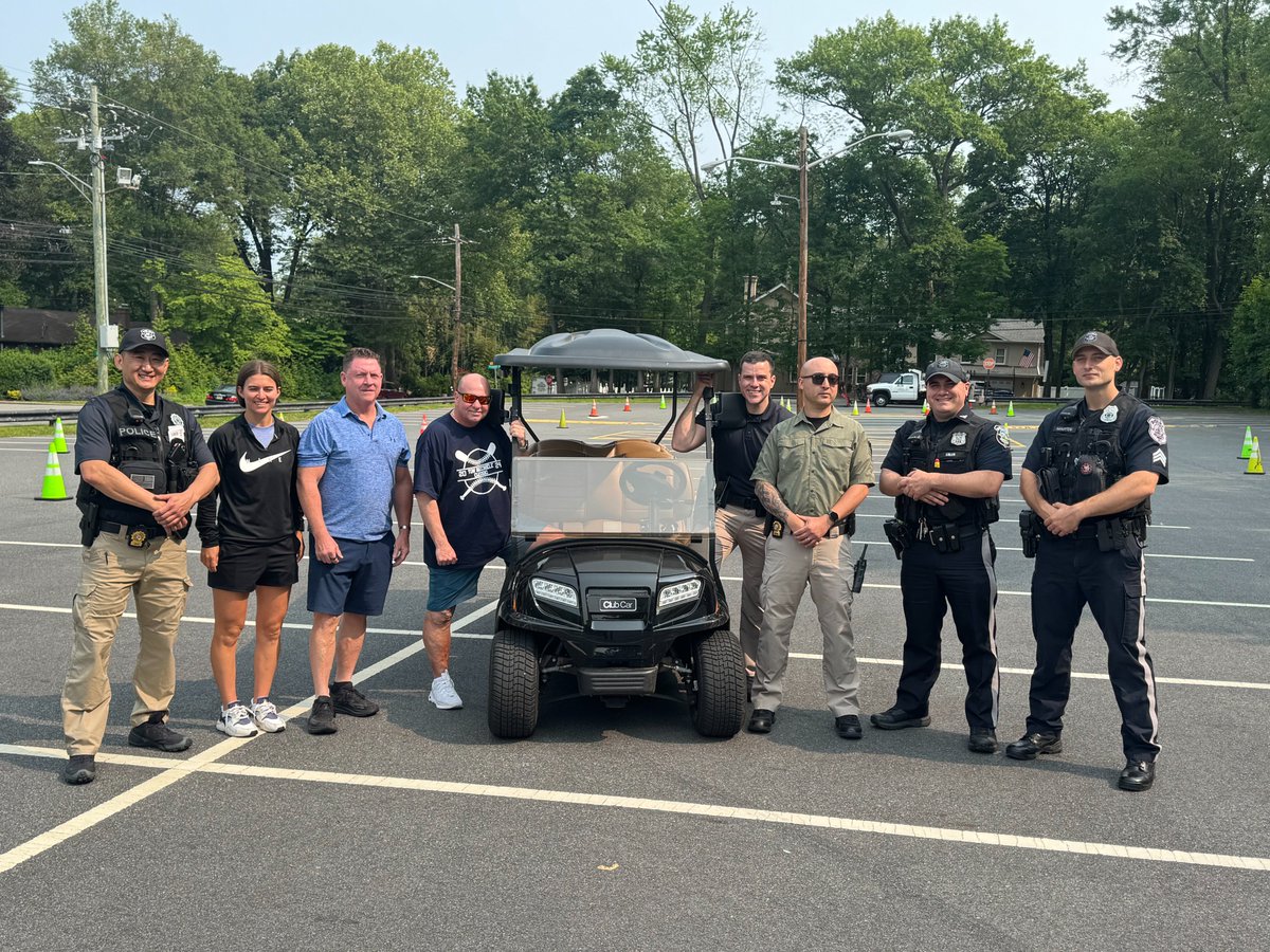 Thank you to the Demarest Police Department and NVD Physical Education Department for facilitating the annual DUI Simulation for 10th graders at NVD in the best interest of safety!
#nvdpride, #nvpride