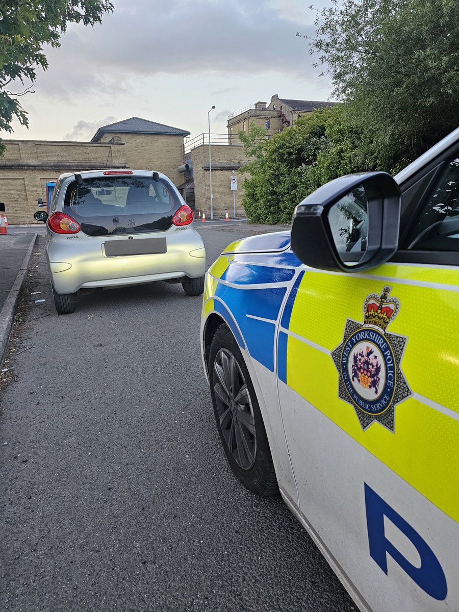 WYP_BDSpecials's tweet photo. This year, a team of Bradford Specials, Bradford City and Bradford West Neighbourhood Policing Teams, and the Roads Policing Unit joined forces to help make Bradford a safer place.

Some fantastic results which are detailed below.

@WYP_Specials @WYP_LLeadbeater @WYP_BradfordC https://t.co/iDhBmQRgVh
