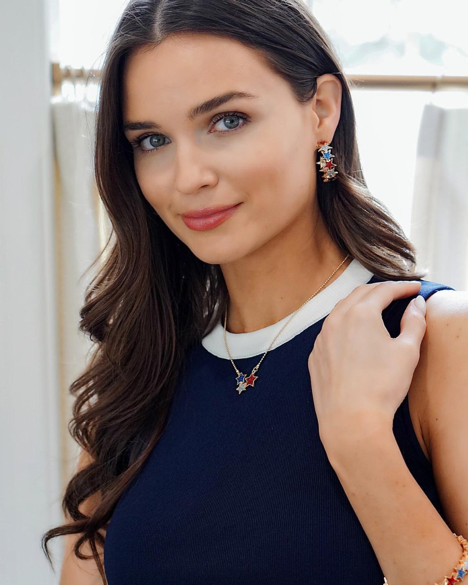 Looking for accessories that shine for every occasion? Look no further than Canvas Style! From lifestyle staples to those perfect finishing touches for special events, this line delivers standout style with a playful, polished vibe.

#Wholesale #Accessories