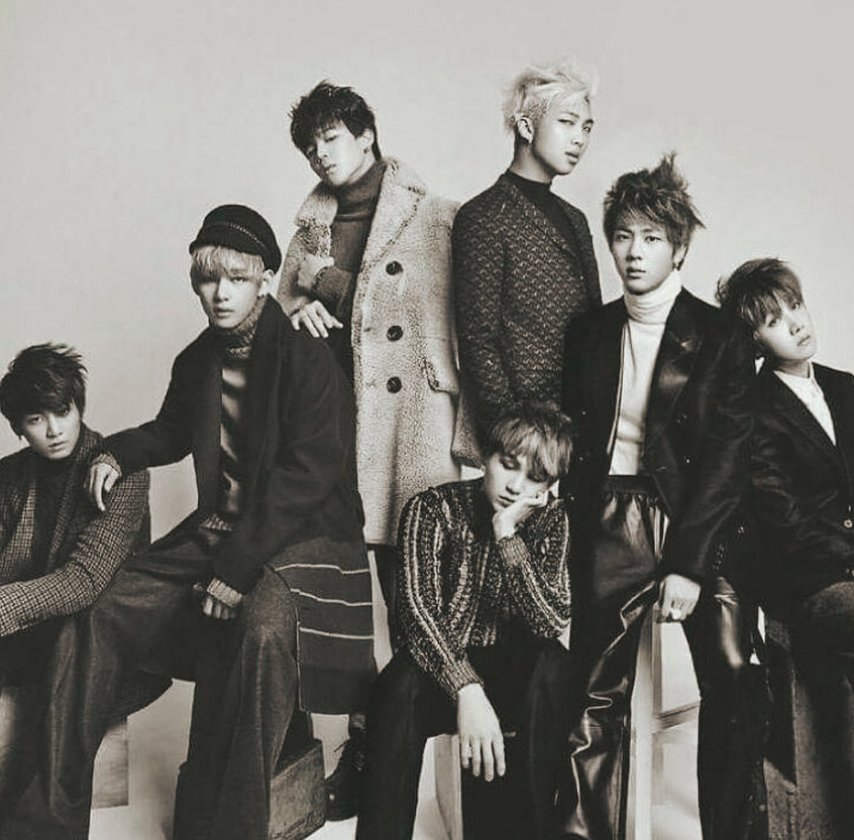 btsdeblueprint's tweet photo. bts old photos you probably have never seen before, a long thread https://t.co/ZfOs8aiUbg