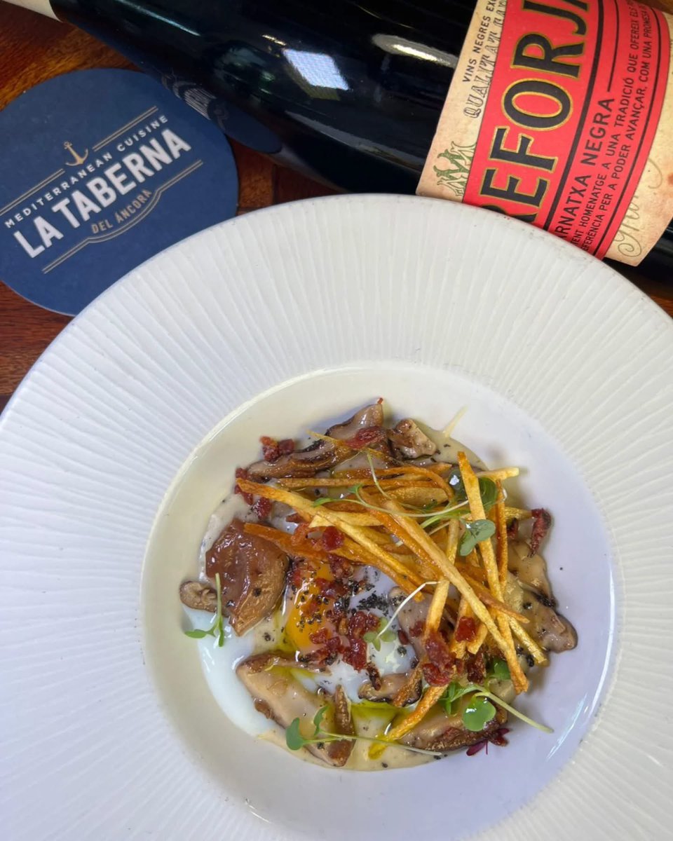 A @latabernadelancora parmentier trufat amb ou poché, bolets i pernil 🍷😋. Demà és vespre de #TastaSalou👏 
@saloufoodexperience
.
#gastronomia #salou #saloufood #saloufoodexperience #rutagastronomica #vicatalà