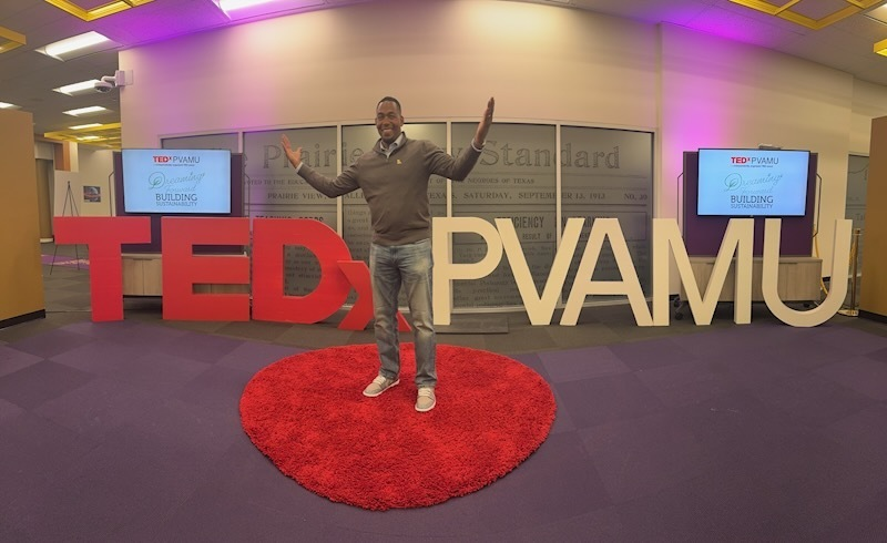 Shoutout to Coach Shellie Dick, our LHMS Athletic Director, for hitting the TEDxPVAMU stage! Click the link: youtu.be/OPur-zUaWvs?si…