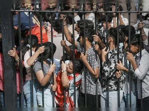 #Bengaluru Stampede Turns RCB Victory Celebration into Tragedy, 11 Dead