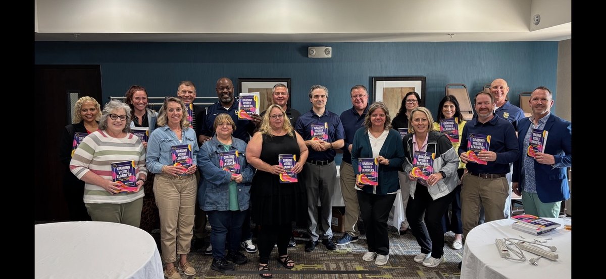 Dave_Nagel1's tweet image. Just wrapped up an inspiring two days at our first grading bootcamp! Educators from Indiana &amp;amp; Kentucky engaged in aligning grading practices for student success. Grateful for the collaboration! Here’s to impactful learning every day! #Gradingforimpact #GrowwithCCE @BruPott