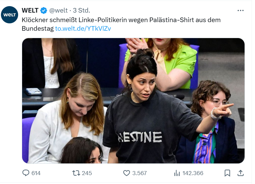 SpunktNEWS's tweet photo. Die #Abgeordnete @cansinkoek Cansin #Köktürk (#Linke) wird wegen ihres #Pali-#Pullis von #Bundestagspräsidentin Julia #Klöckner aus dem Saal geworfen.
Warum dann nicht auch mit #Antifa #Emblem?
#Bundestag #Rauswurf #Palästina https://t.co/UkX71jgDpq