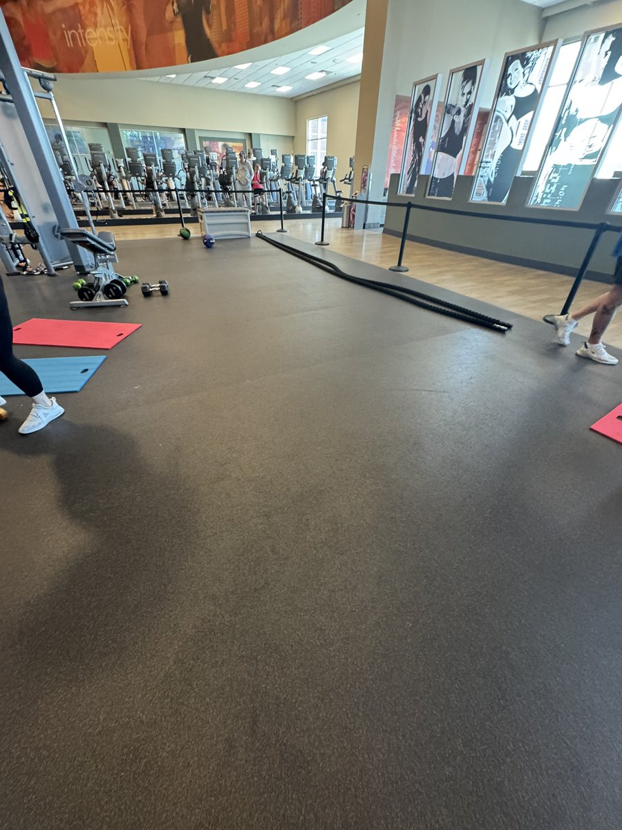 JosephWork27's tweet image. Good afternoon work out 🏋️‍♂️