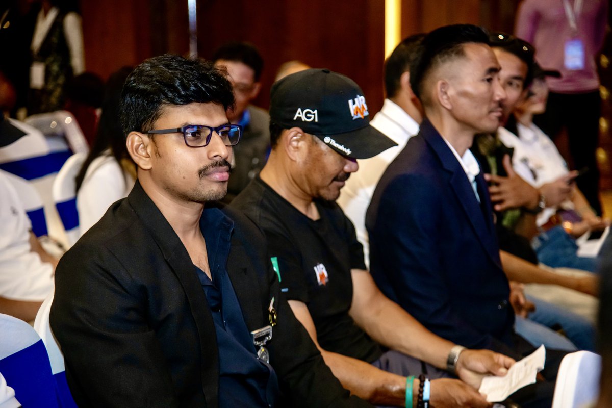 HimamsaLee's tweet photo. Honored to be part of the Everest Summiteers Summit 2025 🇳🇵🏔️

Grateful to stand among fellow Everest climbers, legends, and dignitaries from the Nepal Ministry of Tourism &amp; Aviation.

📍The Soaltee, Kathmandu

#EverestSummiteersSummit #MountEverest #Summit2025 #NepalTourism https://t.co/potLait8wv
