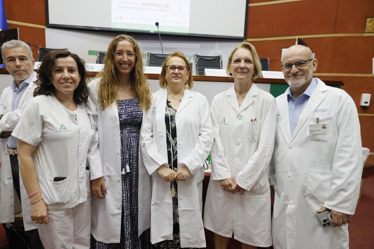 Colegio de Enfermería de Sevilla (@icoesevilla) on Twitter photo 🎖️¡Enhorabuena! Premio a las enfermeras de la 4ª planta <a href="/HospitalUVRocio/">HospitalUVRocio</a> #DiaNacionaldelDoante
🔗 <a href="/saludand/">Consejería de Salud y Consumo</a> <a href="/ONT_esp/">Organización Nacional de Trasplantes</a> <a href="/FNALCER/">Fed. Nac. ALCER oficial</a> <a href="/atcica/">Atcica.Andalucia</a> <a href="/Atmosandalucia/">Asociación personas trasplantadas de médula Ósea</a> <a href="/FQ_Andalucia/">Asociación Andaluza de Fibrosis Quística</a> <a href="/AndaluzClub/">Club Deportivo Trasplante Andaluz</a> <a href="/aathsevilla/">AETHSH</a> <a href="/niemed21/">Nieves Romero</a> <a href="/DrPerezBernal/">José Pérez Bernal</a> <a href="/mromerogomez/">Manuel Romero-Gómez</a> <a href="/cid_manuela/">Manuela Cid-Cumplido</a>
ow.ly/9aXQ50W4bi4 🎖️¡Enhorabuena! Premio a las enfermeras de la 4ª planta <a href="/HospitalUVRocio/">HospitalUVRocio</a> #DiaNacionaldelDoante
🔗 <a href="/saludand/">Consejería de Salud y Consumo</a> <a href="/ONT_esp/">Organización Nacional de Trasplantes</a> <a href="/FNALCER/">Fed. Nac. ALCER oficial</a> <a href="/atcica/">Atcica.Andalucia</a> <a href="/Atmosandalucia/">Asociación personas trasplantadas de médula Ósea</a> <a href="/FQ_Andalucia/">Asociación Andaluza de Fibrosis Quística</a> <a href="/AndaluzClub/">Club Deportivo Trasplante Andaluz</a> <a href="/aathsevilla/">AETHSH</a> <a href="/niemed21/">Nieves Romero</a> <a href="/DrPerezBernal/">José Pérez Bernal</a> <a href="/mromerogomez/">Manuel Romero-Gómez</a> <a href="/cid_manuela/">Manuela Cid-Cumplido</a>
ow.ly/9aXQ50W4bi4