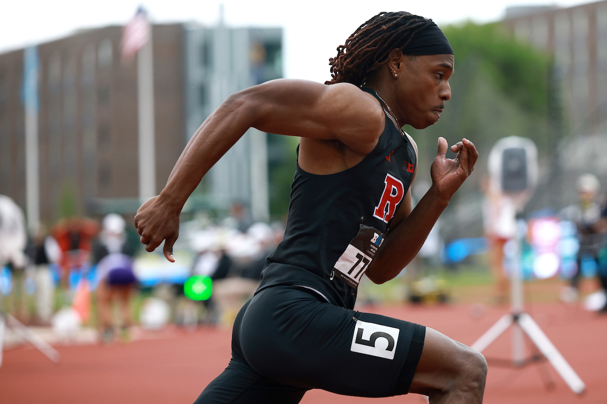 RUAthletics's tweet image. 🎉🏃‍♂️ Lace up your sneakers and celebrate #GlobalRunningDay with @RutgersTFXC!
