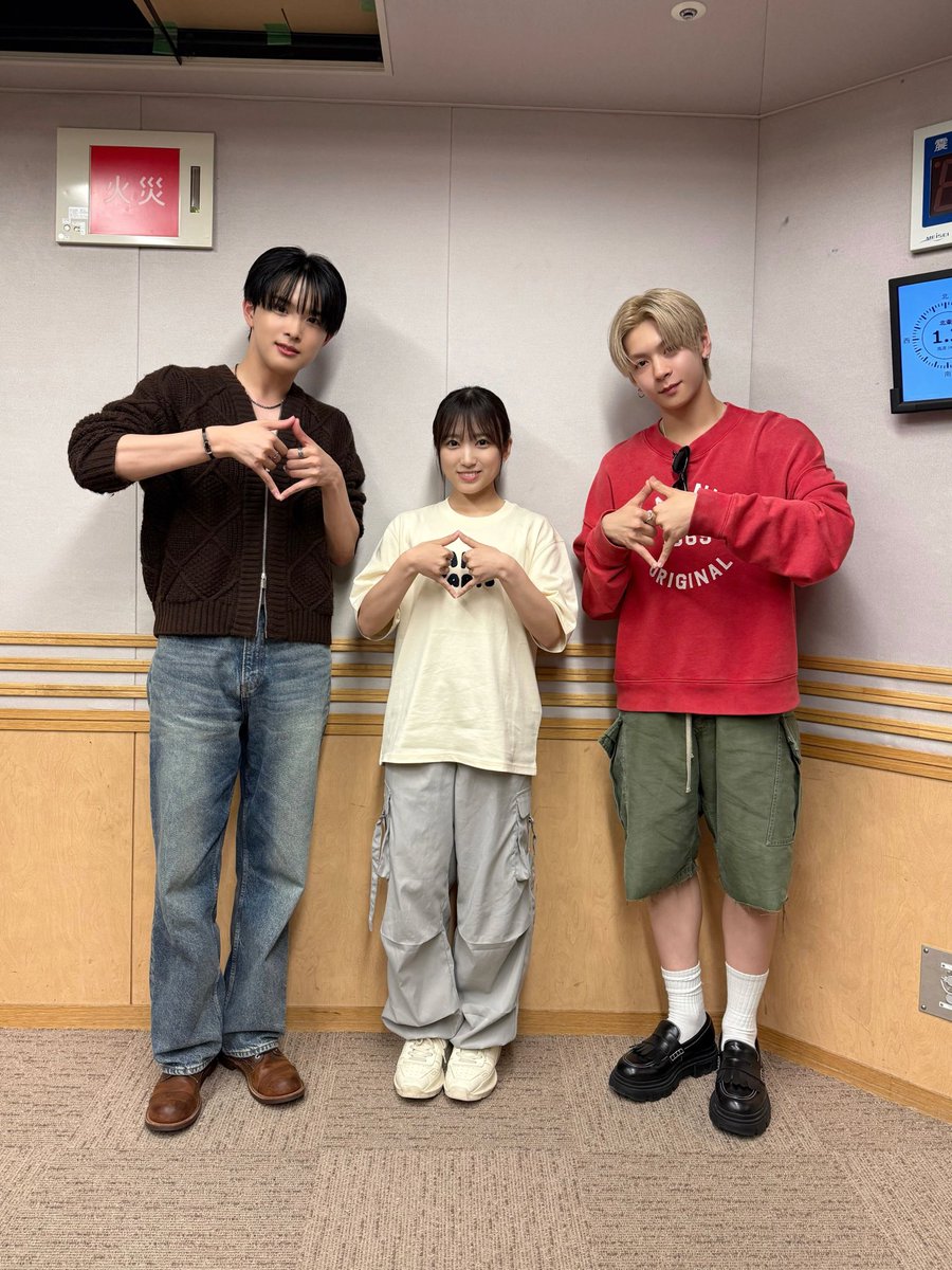 💙#aoen日和📷☀️250604
#優樹🐶 #琉楓🐬

📻文化放送『レコメン！』に初出演いたしました！
#矢吹奈子 さん、ありがとうございました💙

#レコメン
#aoen #アオエン
#YUJU #RUKA