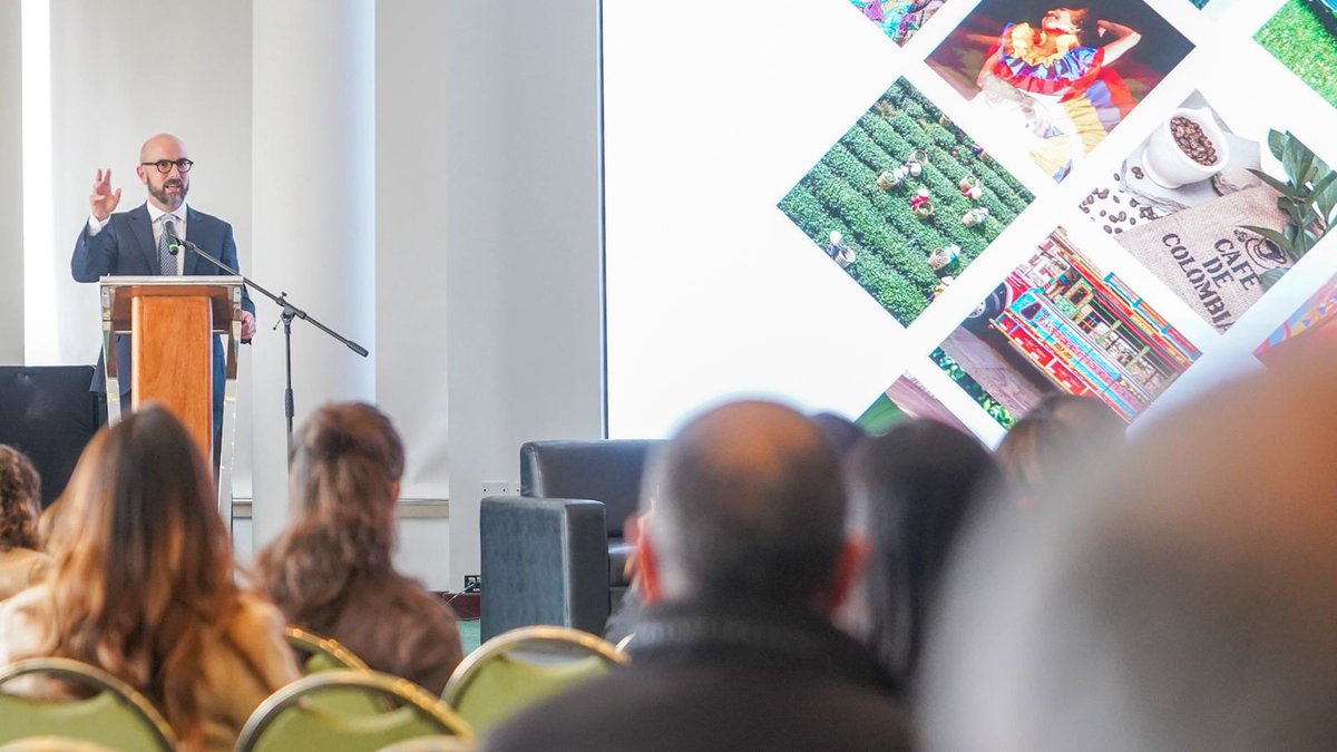 Unión Europea en Colombia 🇪🇺 tweet media