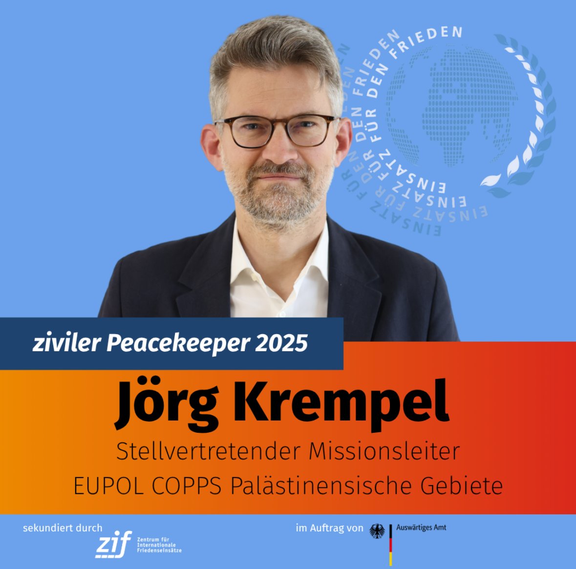 AA_stabilisiert's tweet photo. "Wir brauchen die ganze Bandbreite ziviler Krisenmanagement-Instrumente. Denn Sicherheit kann nur ganzheitlich erreicht werden." Jörg Krempel ist einer unser Peacekeeper des Jahres. Herzlichen Glückwunsch!
#onamissionforpeace https://t.co/MbPeldc9Qr