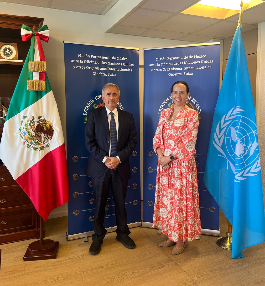 MisionMexOI's tweet photo. La Emb @FranciscaE_ME recibió al DG del #CENAPRED, quien participa en la Plataforma Global @UNDRR
🇲🇽 se suma al llamado global: “Cada día cuenta, actuemos por la resiliencia hoy”. Es momento de acelerar acciones inclusivas y sostenibles para proteger a todas las personas #PG2025 https://t.co/F4y5FJYlYh
