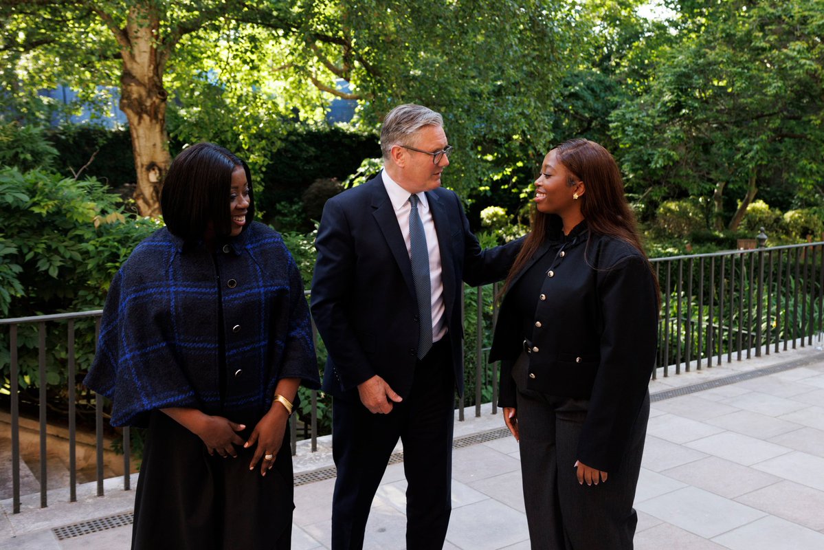 Ged Grebby (@gedgrebby) on Twitter photo Star of the show at Number 10 Downing Street on Monday was <a href="/SRTRC_England/">Show Racism the Red Card</a> School Competition winner Neriah.
Pic here with <a href="/sairskay/">Sarah Kilpatrick</a> of <a href="/NEUnion/">National Education Union</a> recieving her iPad and with her mam and <a href="/Keir_Starmer/">Keir Starmer</a>.
#ShowRacismtheRedCard Star of the show at Number 10 Downing Street on Monday was <a href="/SRTRC_England/">Show Racism the Red Card</a> School Competition winner Neriah.
Pic here with <a href="/sairskay/">Sarah Kilpatrick</a> of <a href="/NEUnion/">National Education Union</a> recieving her iPad and with her mam and <a href="/Keir_Starmer/">Keir Starmer</a>.
#ShowRacismtheRedCard