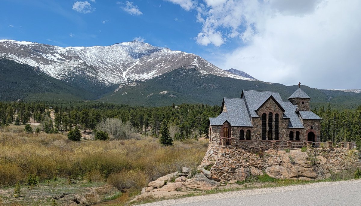 Beautiful stone home with gorgeous view in Colorado