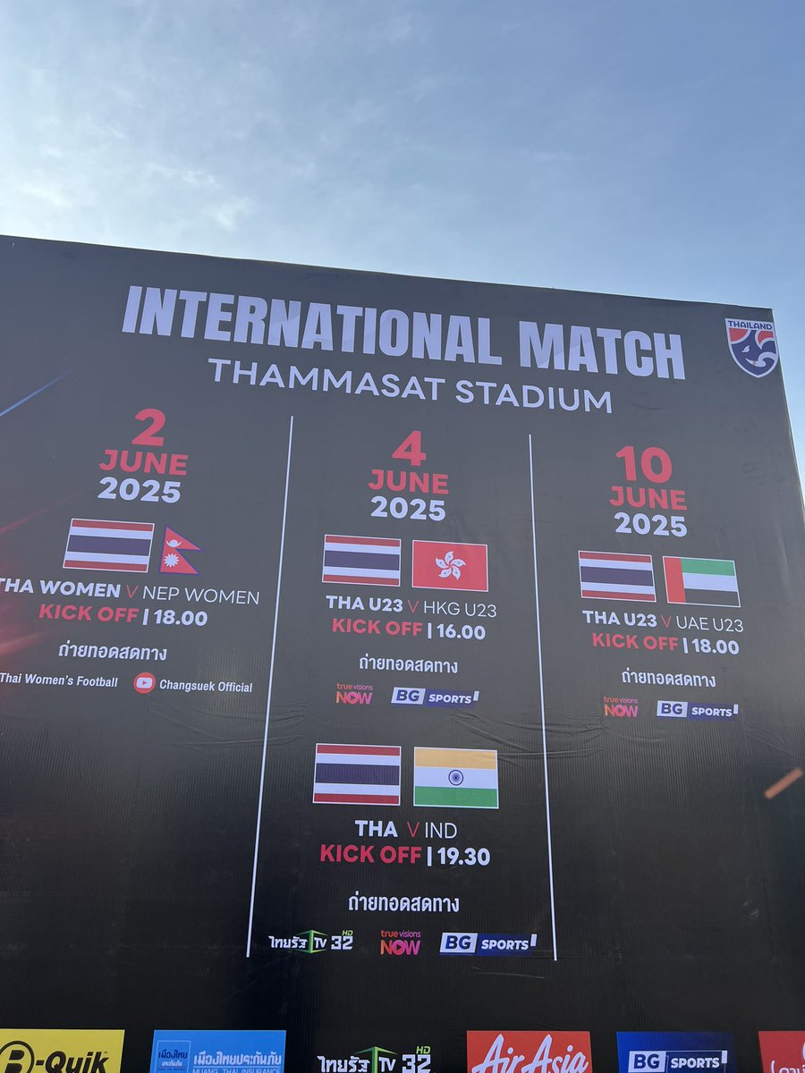 smohitho's tweet photo. No matter if I’m the only voice in the away stand, with thousands roaring for the home team, I’ll always cheer loud and proud for the team I love...#IndiavsThailand #InternationalFriendly https://t.co/lF1A7wSnBr