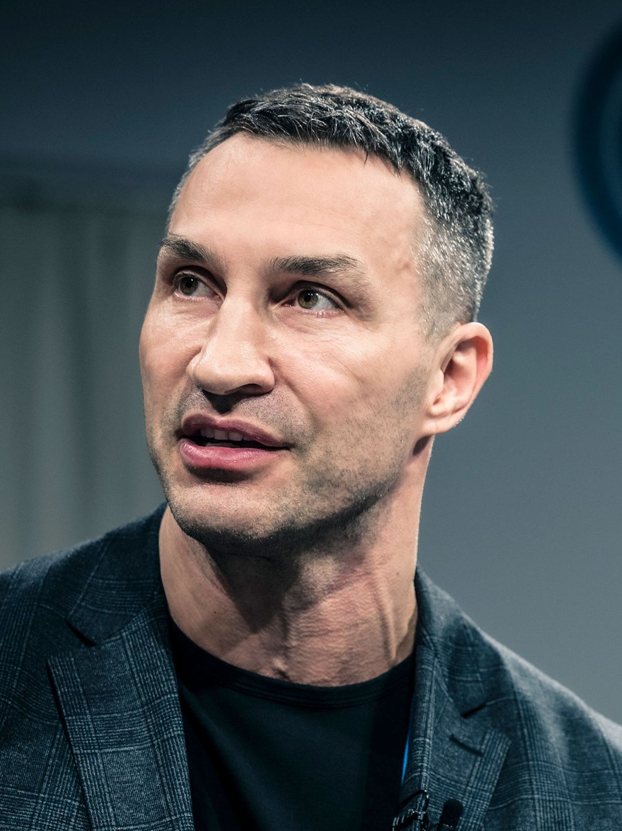 vmamedia's tweet photo. Wladimir #Klitschko wurde am St. Gallen Symposium gefragt, ob er sich einen Beitritt seines Landes zur #Nato wünschen würde. Klitschko antwortete: «Angesichts der Stärke unserer Armee stellt sich eher die Frage, ob nicht ihr Europäer den Beitritt der #Ukraine wünschen solltet.» https://t.co/WO7FhYrdFT