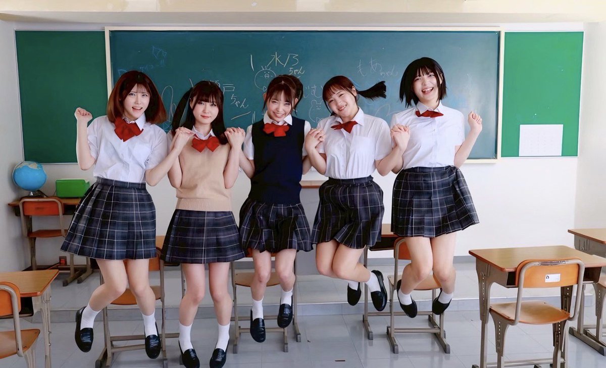 【Teaser Photo #1】
「痴」「M」「甘」以外、他に何があるっていうんだよ
予約おねしゃす。
dmm.co.jp/digital/videoa…

水乃なのはさん<a href="/m_0615_nanoha/">水乃なのは</a>
虹村ゆみさん<a href="/nijimurayumi710/">虹村ゆみ@11/22リリイベ千葉</a> 
瀬戸ひなこさん<a href="/setohinako/">瀬戸ひなこ</a>
皆瀬あかりさん<a href="/minase_akari_/">皆瀬あかり</a>
若月もあさん<a href="/moa_wakatsuki/">若月もあ🐰</a>