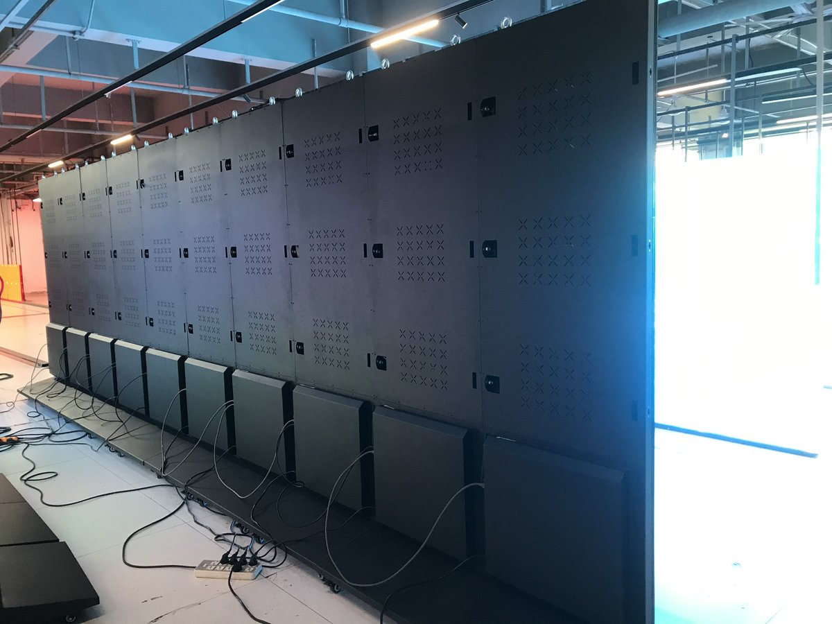 OneledJennie's tweet image. ✅Good quality, competitive price!
✅Indoor P2.5 640*1920mm Led poster Display
✅Use alone or compose into a large screen!
More details please contact me 
💬WeChat: oneledjennie 
📱WhatsApp: 86-13202625449

#ONELED #posterled #Digitalbillboard #panel #ledwall #absen #rentalled