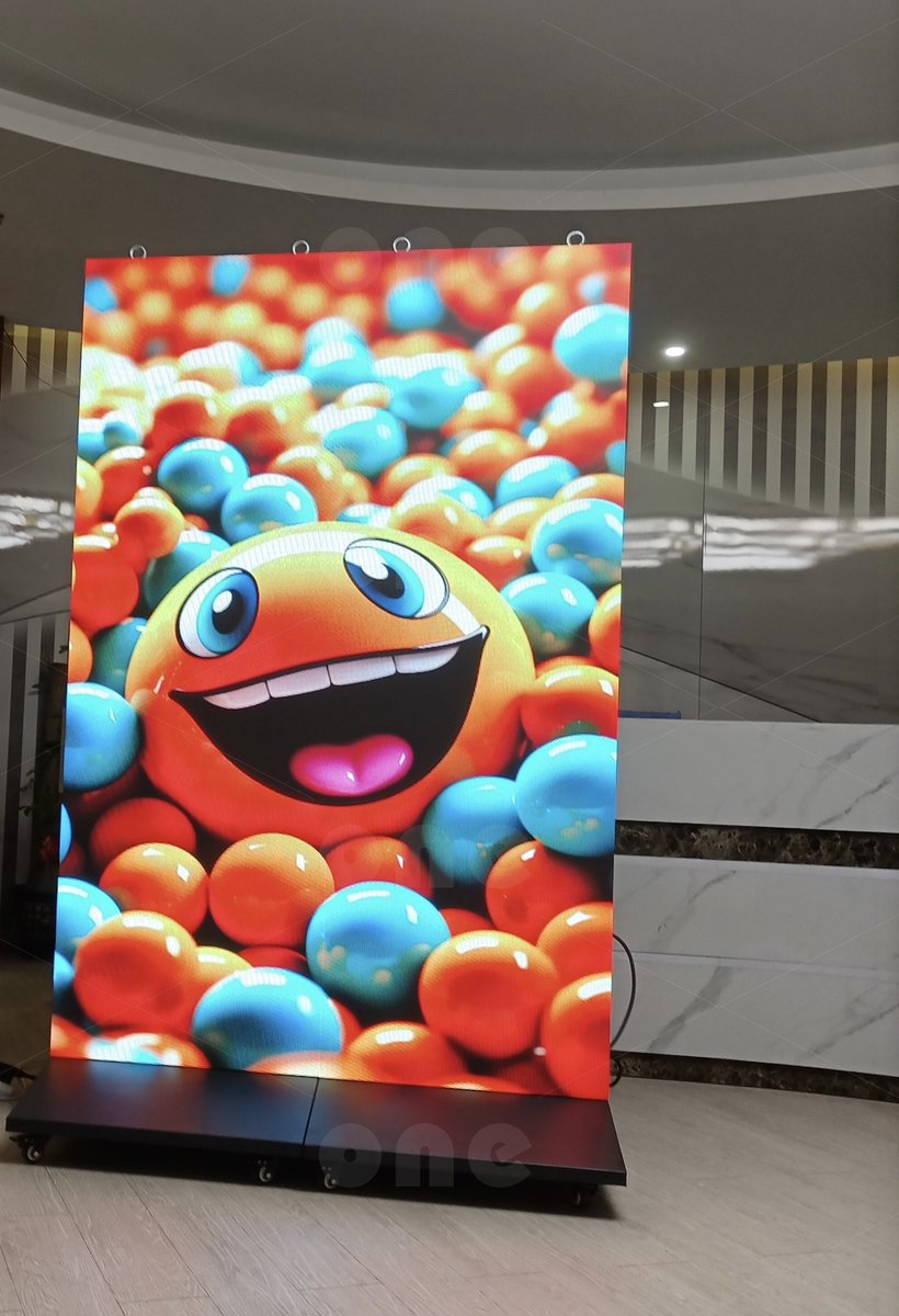 OneledJennie's tweet image. ✅Good quality, competitive price!
✅Indoor P2.5 640*1920mm Led poster Display
✅Use alone or compose into a large screen!
More details please contact me 
💬WeChat: oneledjennie 
📱WhatsApp: 86-13202625449

#ONELED #posterled #Digitalbillboard #panel #ledwall #absen #rentalled