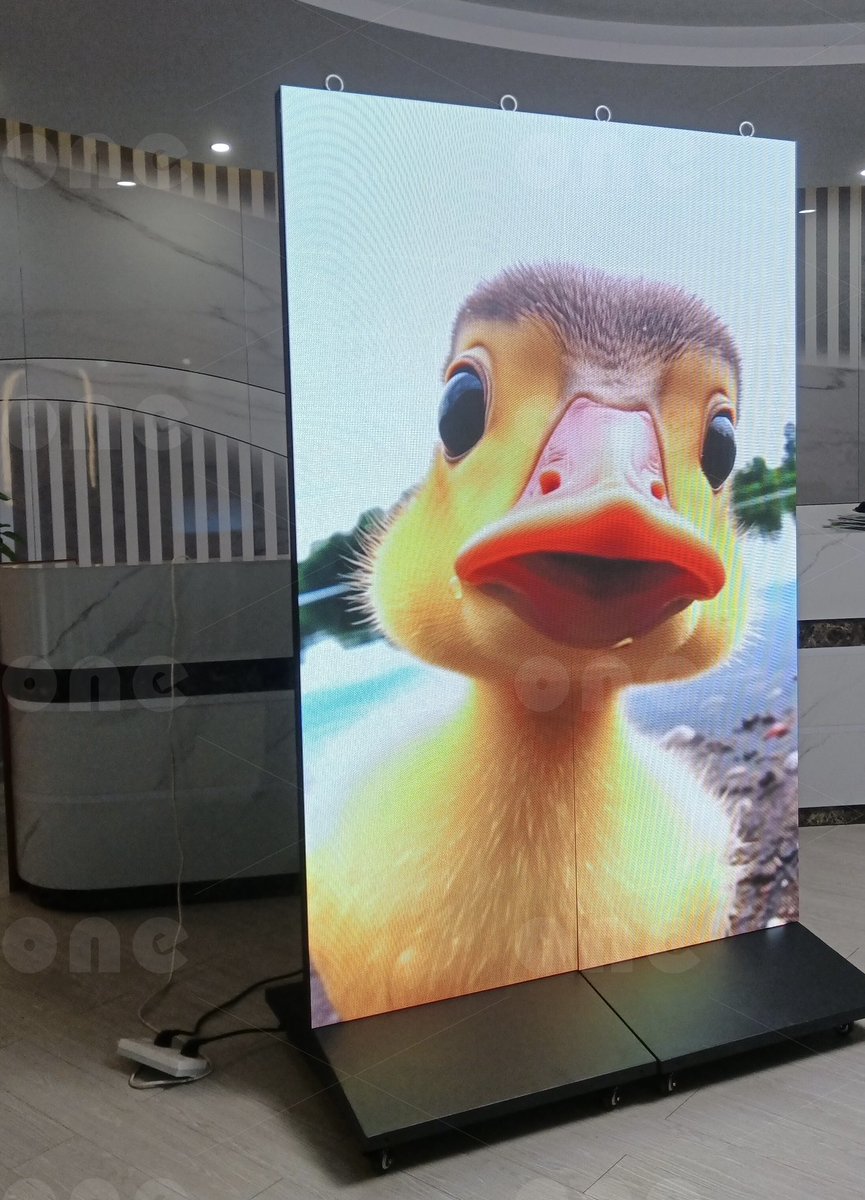 OneledJennie's tweet image. ✅Good quality, competitive price!
✅Indoor P2.5 640*1920mm Led poster Display
✅Use alone or compose into a large screen!
More details please contact me 
💬WeChat: oneledjennie 
📱WhatsApp: 86-13202625449

#ONELED #posterled #Digitalbillboard #panel #ledwall #absen #rentalled