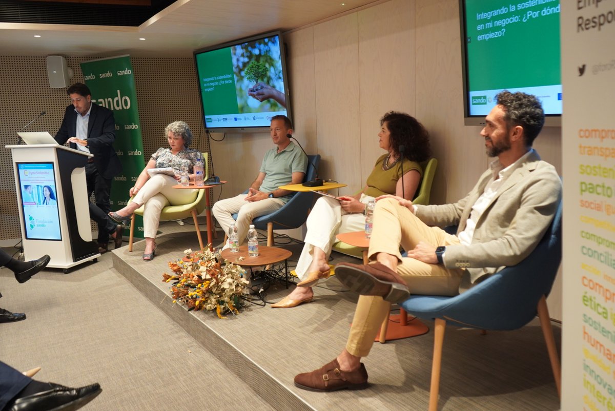 Entre los ponentes y participantes en las mesas de debate que han compartido sus experiencias, retos y oportunidades en la transición hacia modelos de negocio más sostenibles figuraban Juan Manuel Llamas, socio fundador de <a href="/greenglobe/">Green Globe SyPA</a>; Pilar Escalante, consultora ejecutiva de