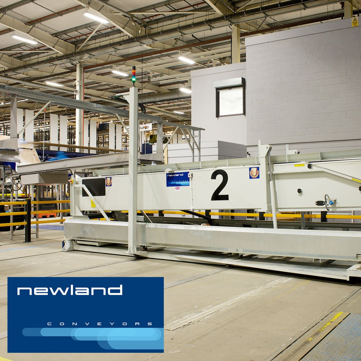 Our MTC conveyor is designed and manufactured to achieve high handling rates and is suitable for loading and unloading trucks, trailers, containers and vans.

The MTC conveyor utilises a telescopic boom that can extend up to 18m at the touch of a button.

bit.ly/34hKFmf