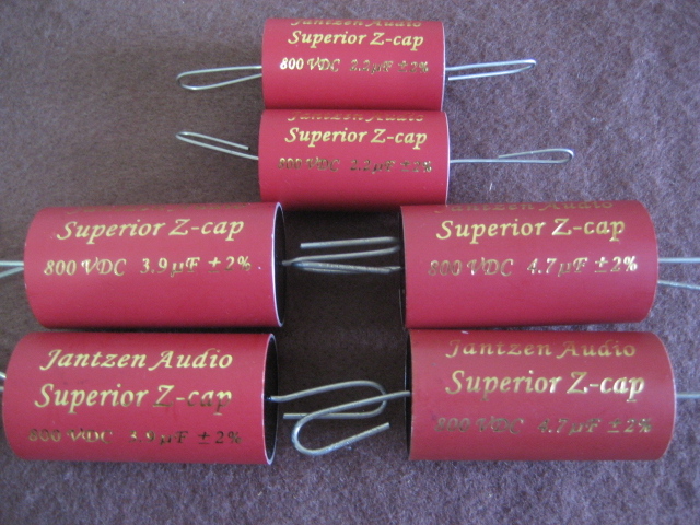 mojii1141341's tweet photo. #Jantzen #Audio #Superior Z-cap 3,9μF 800V
#デンマーク 製 #ジェンセン ジャンセン ヤンセン
アルミ #ハーメチックシール 容量差±2%
#PCOCC リード線を使った高性能コンデンサーで
より細かなニュアンスも聴き取れる優れ物
2Way 3Way #ネットワーク #ツイーター ローカット
何でも保管棚から発掘 https://t.co/jy58rby7Tp