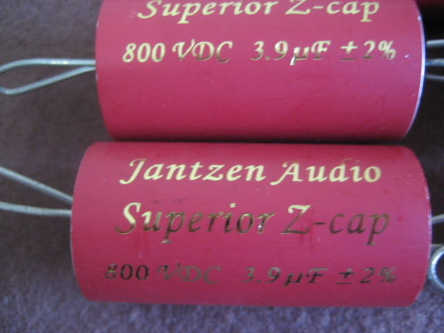 mojii1141341's tweet photo. #Jantzen #Audio #Superior Z-cap 3,9μF 800V
#デンマーク 製 #ジェンセン ジャンセン ヤンセン
アルミ #ハーメチックシール 容量差±2%
#PCOCC リード線を使った高性能コンデンサーで
より細かなニュアンスも聴き取れる優れ物
2Way 3Way #ネットワーク #ツイーター ローカット
何でも保管棚から発掘 https://t.co/jy58rby7Tp