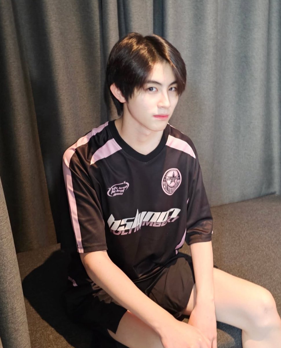 ส้ม tweet media