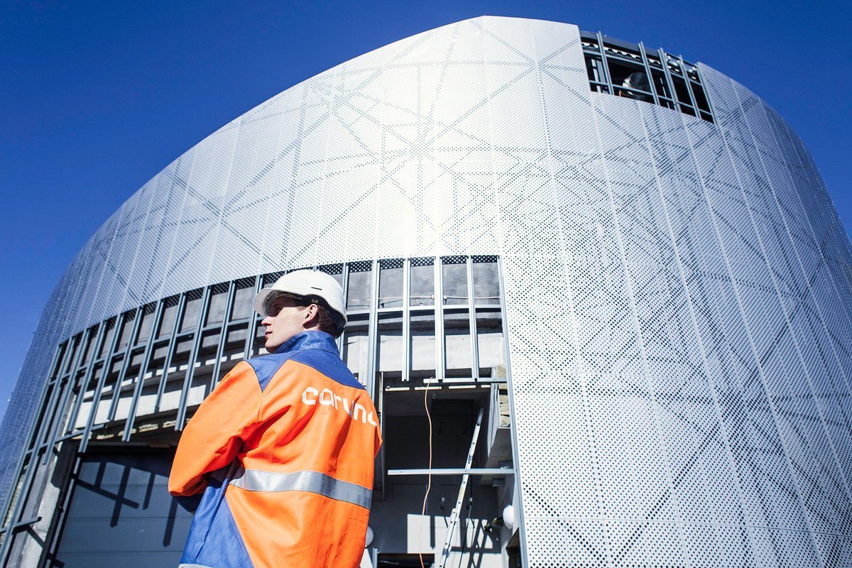 Olana Energyn (ent. Biosolar) uudehko 5 MW / 6 MWh sähkövarasto Turun Paattisilla kytkettynä <a href="/CarunaSuomi/">Caruna</a> keskijänniteverkkoon ⚡️

Yhtiön alkuperäinen suunnitelma oli rakentaa alueelle pieni aurinkovoimala, mutta päätyi lopulta akkuinvestointiin 🔋📈

🔗caruna.fi/ajankohtaista/…