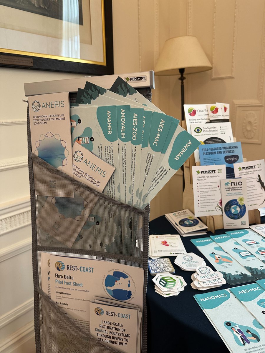 ANERISproject's tweet image. 🐟Come by ANERIS booth at #EGI2025 and see the innovative #technologies we're developing!
Our team is creating a series of visually engaging infographics that illustrate their purpose, methodology, and outcomes.📊
The first set is available in-person and soon on the site!