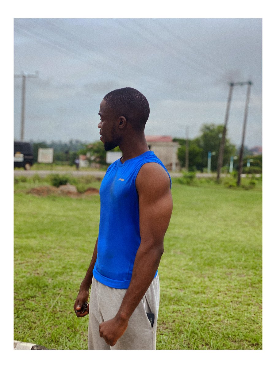 Finally hit the gym this morning after being MIA for over 2 months. 

Body just dey behave like “who send you message?” 😂

But no shaking, we dey here! 

Progress report loading in one month. Stay tuned 🚨