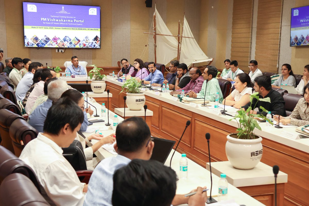 dcmsmeoffice's tweet photo. While chairing the Technical Training Session on the PM Vishwakarma Portal, Dr. Rajneesh, Additional Secretary and Development Commissioner (MSME), Ministry of MSME, delivered the keynote address, where he emphasized the objectives of the PM Vishwakarma scheme and how it is empowering rural entrepreneurs to establish their own enterprises.

Dr. Rajneesh elaborated on the scheme’s design, that it is specifically structured to ensure that Vishwakarmas do not have to visit government offices or be physically present for availing benefits. AS & DC highlighted that the PM Vishwakarma scheme is entirely paperless and enables end-to-end e-transactions.

"PM Vishwakarma portal has been developed with a 'Vishwakarma-first' approach, addressing their day-to-day challenges and core needs," AS & DC said.

Dr. Rajneesh further congratulated the entire PM Vishwakarma team for the successful implementation of the scheme.
#Msme #PMVishwakarma #Entrepreneur #Innovation #Development #Employment #Empowerment #Technology #artisans #skilldevelopment