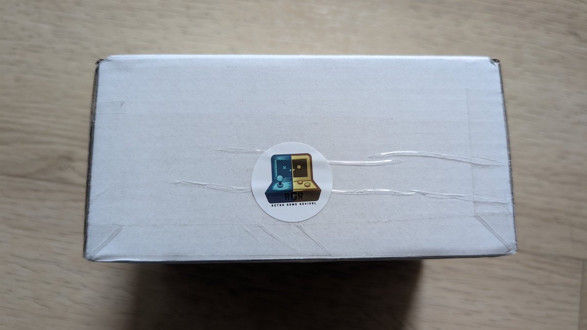 hitmanmcc's tweet image. 1/2 Got a package in the mail today from the one and only @PointerFunction. A Nomad battery pack. It's lovely and very well made.
More pics in the next post with additional details.
#Sega #Nomad